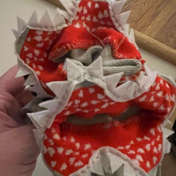 Stranger Things DEMOGORGON Novelty Socks 1 Pair - Picture 6 of 7